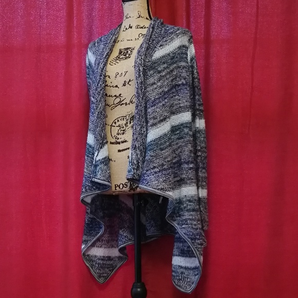 Red Caramel Open front knit cardigan - Picture 2 of 5